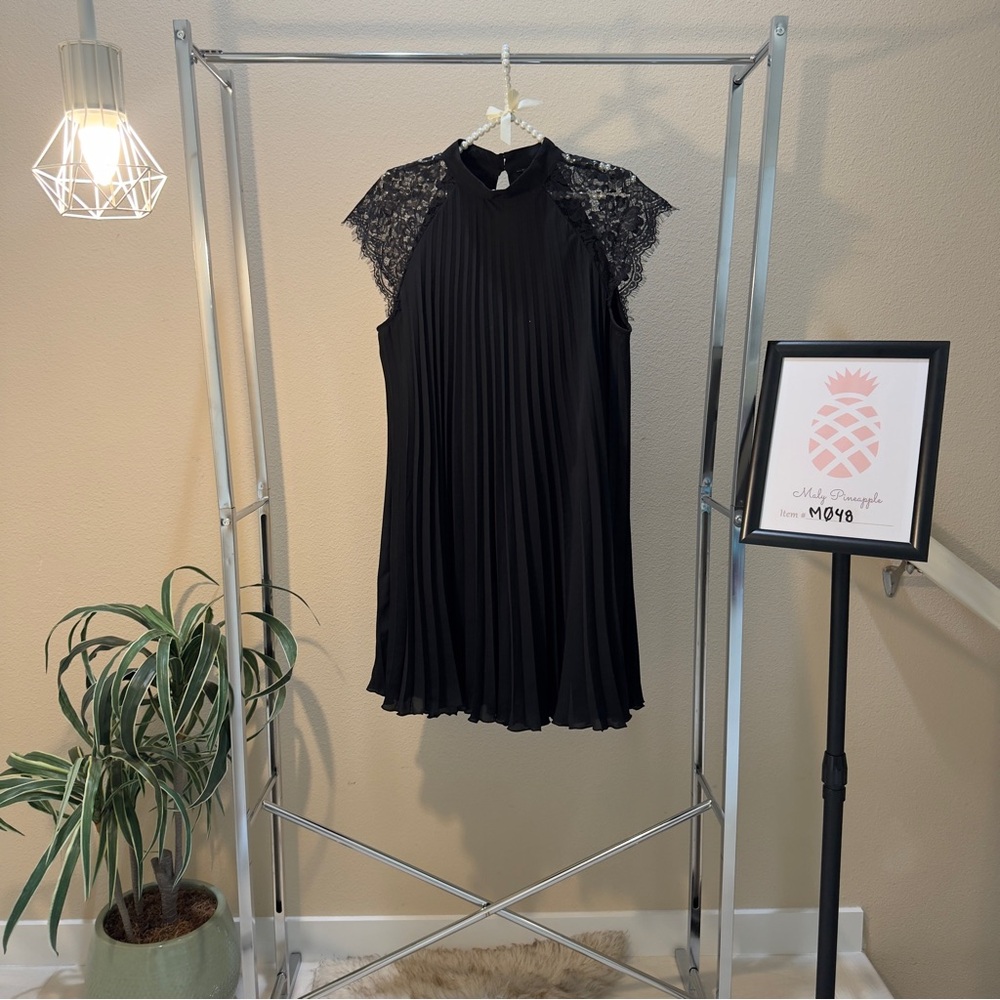 Banana Republic size M little black dress high neck lace sleeves pleated mini
